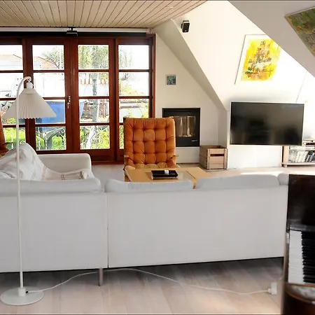 Bed and breakfast Bekker Thurø By